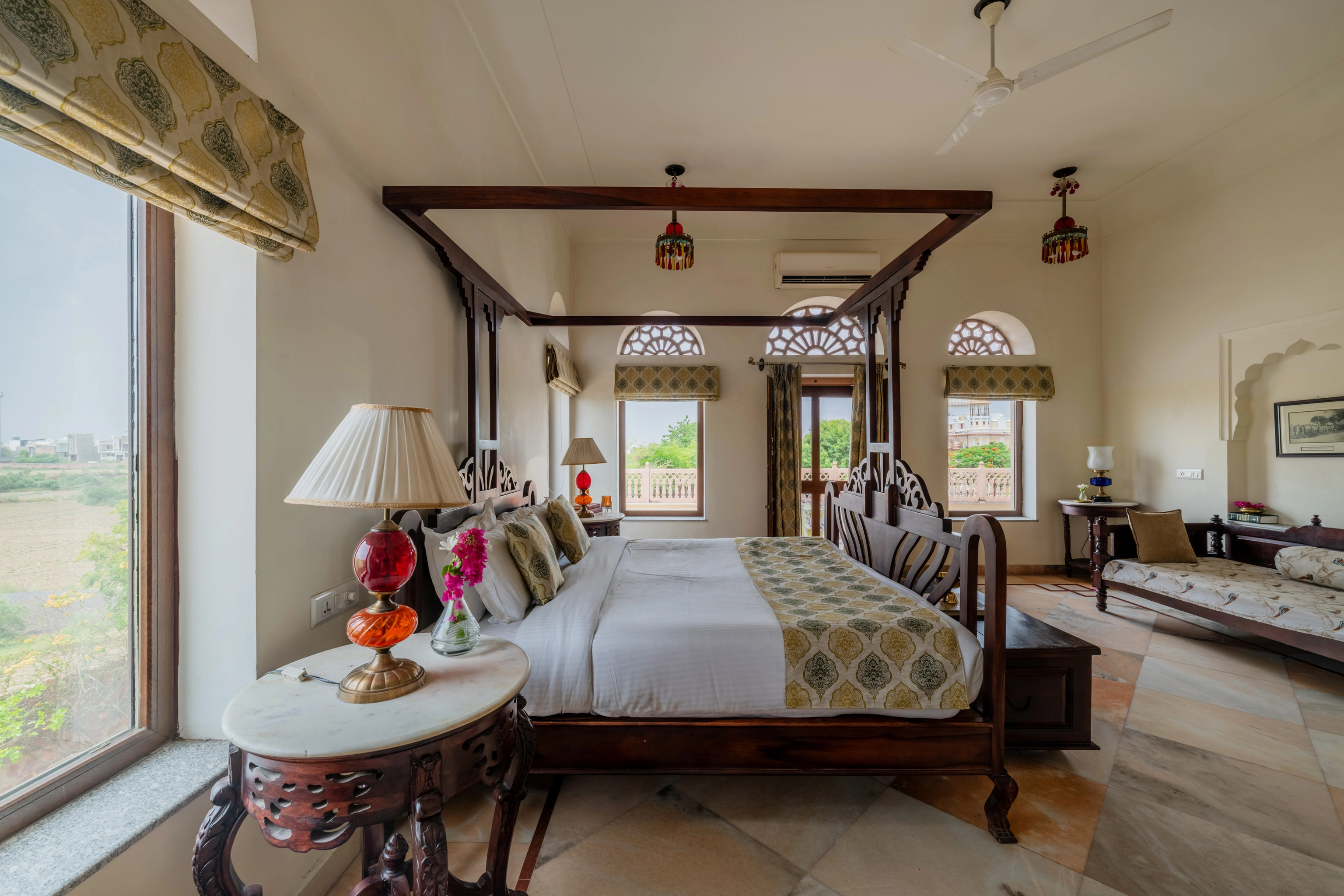 suite room